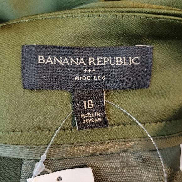 Banana Republic Factory Pleated Wide-Leg Pant Size 18 Waimea Olive Green Satin - Picture 7 of 9